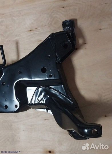 MR510285 Подрамник Mitsubishi Lancer 9 (Арт.47596)