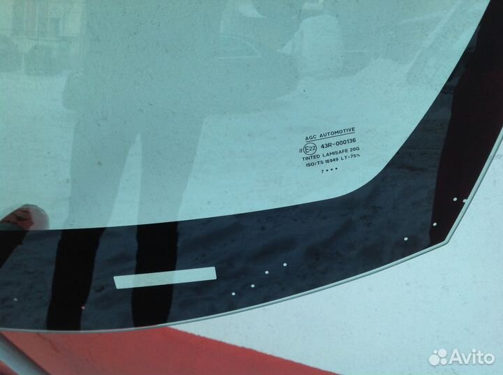 Mitsubishi ASX-лобовое стекло с датчиком дождя