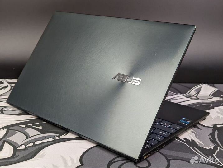 Asus ZenBook 13 oled i5 1135G7 16GB 512SSD