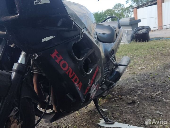 Продаю хонду