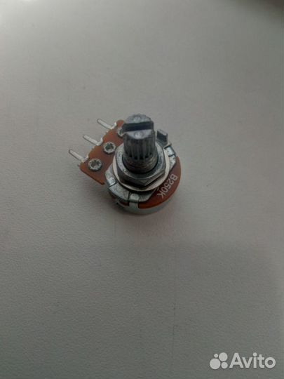 Гитарные потенциометры Alpha B250К логарифм