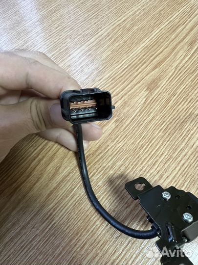 Камера парковочная Hyundai Santa Fe 957602W640