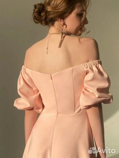 Вечернее платье