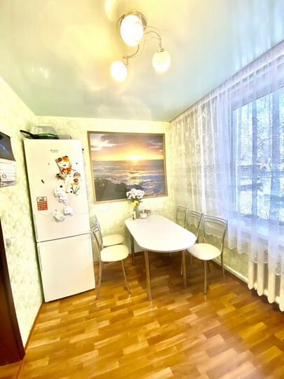 3-к. квартира, 68 м², 2/2 эт.