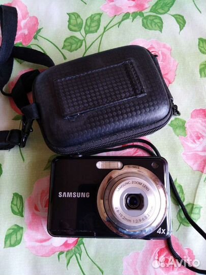 Компактный фотоаппарат