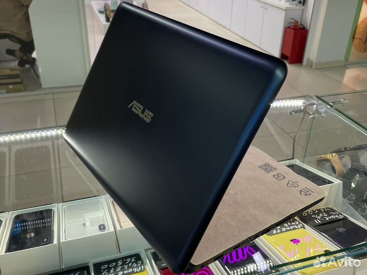 Новый ноутбук asus E402Y 64гб