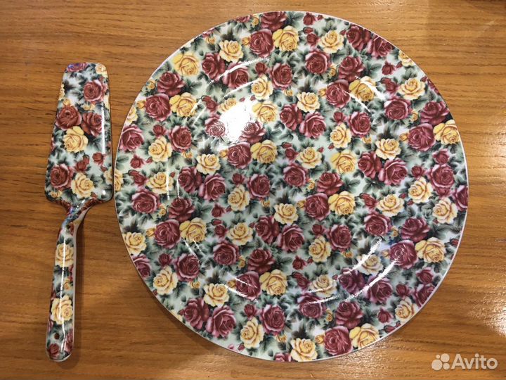 Красивая посуда для праздничного стола