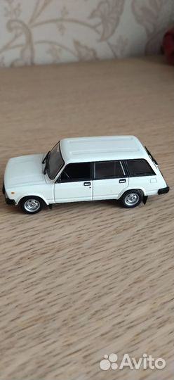 Модель автомобиля ваз 2104 в 43 масштабе