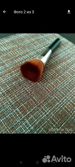 Кисть для макияжа