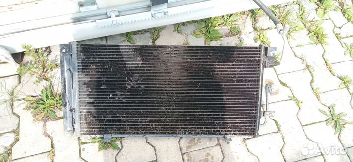 Радиатор охлаждения двигателя