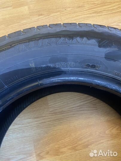 Bridgestone Turanza T001 2.25/60 R16