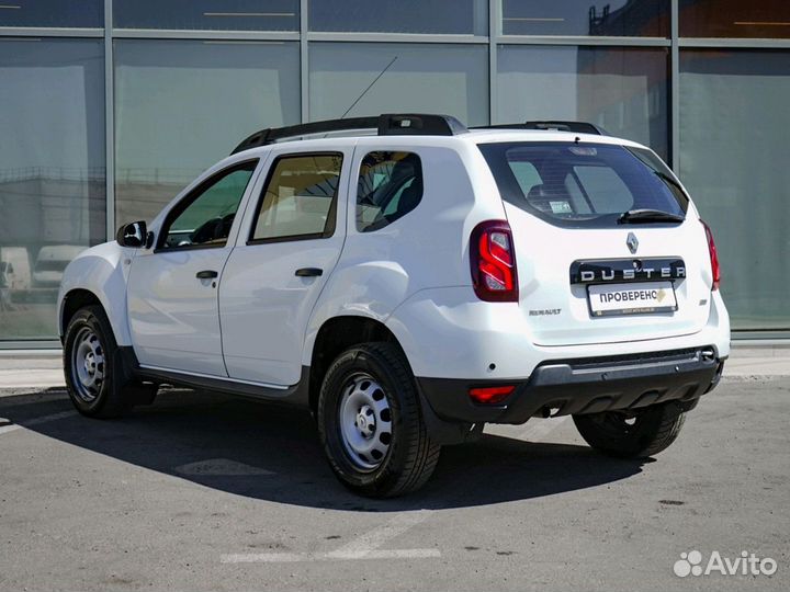 Renault Duster 2.0 AT, 2017, 298 000 км