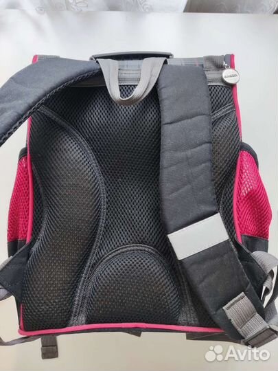 Продам рюкзак школьный