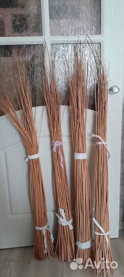 Ива ошкуренная