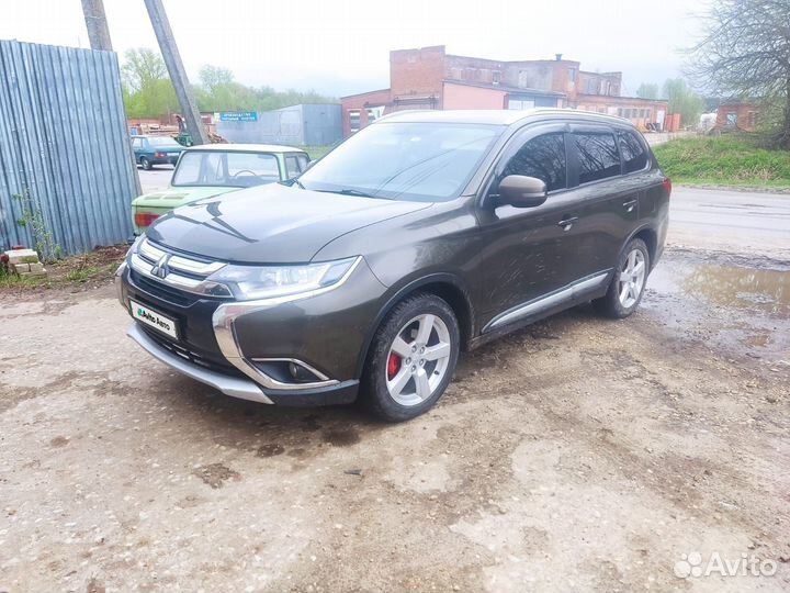 Mitsubishi Outlander 2.0 CVT, 2016, 151 400 км