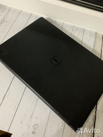 Ноутбук dell