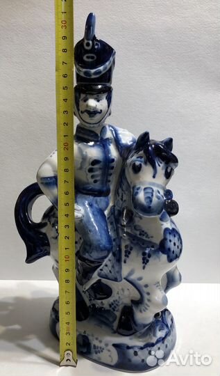 Штоф Гусар на коне. Гжель