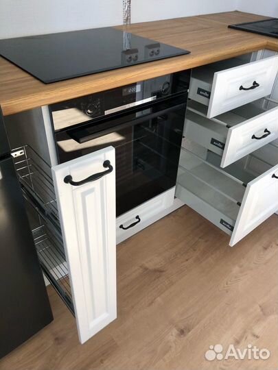 Цена за всю кухню ксп:15662