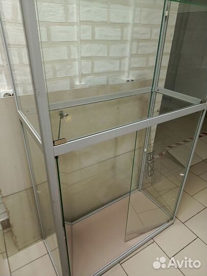 Стеллаж (витрина) стеклянная