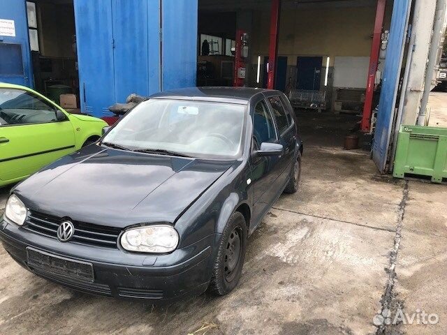 Разбор на запчасти Volkswagen Golf 4