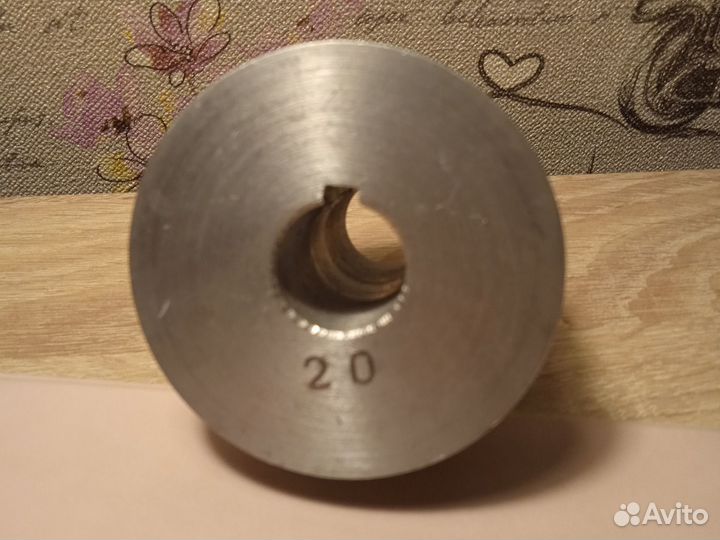 Шкив двигателя