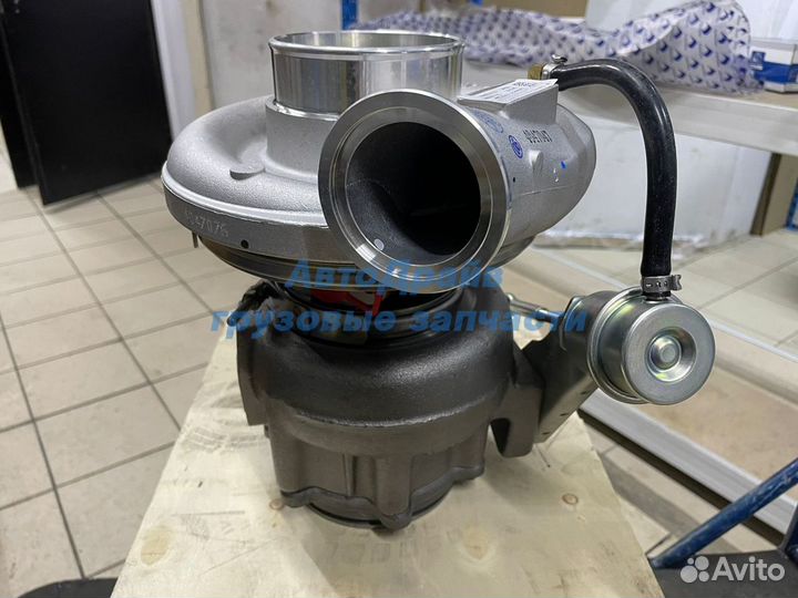 Турбина HX55W Iveco Cursor 9