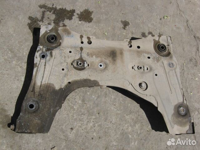 Подрамник Fluencе Флюенс Меган 3 балка передний