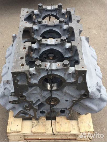 Блок цилиндров ямз 236 с/о