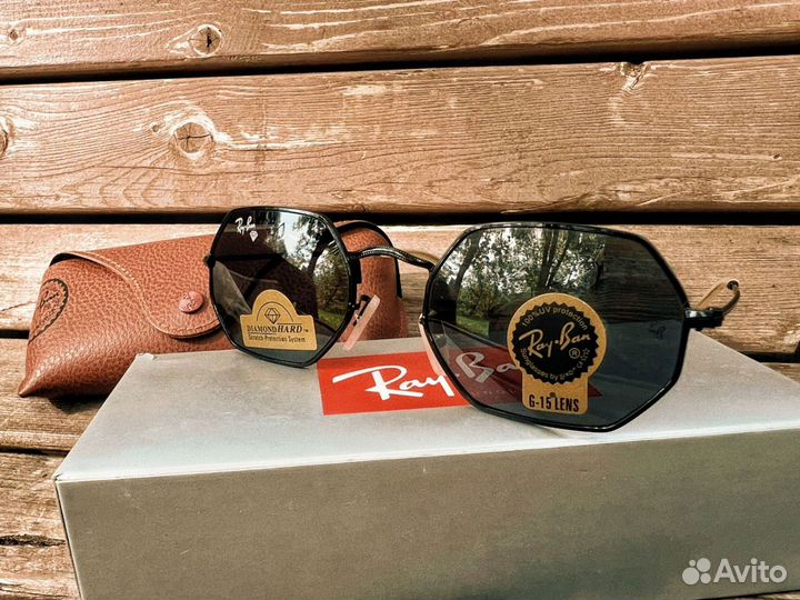 Солнцезащитные очки Ray Ban