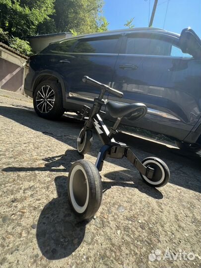 Велосипед беговел 3 в 1