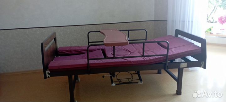 Функциональная кровать для лежачих больных