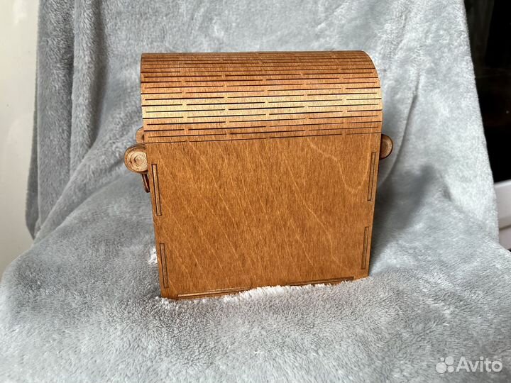 Копилка для денег с замком новая