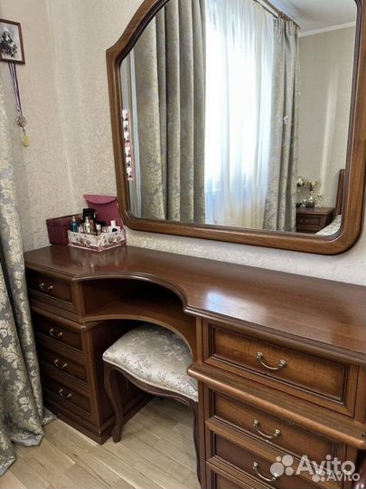 Комод с зеркалом италия