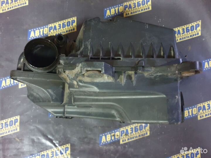 Корпус воздушного фильтра Хонда Цивик 4д