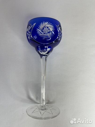 Набор цветных хрустальных бокалов