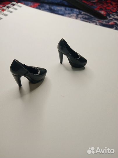 Обувь для кукол