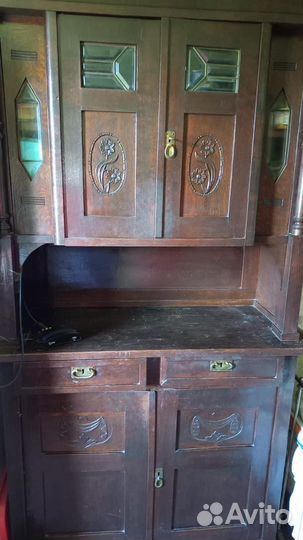 Антикварный буфет