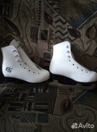 Коньки фигурные для девочки