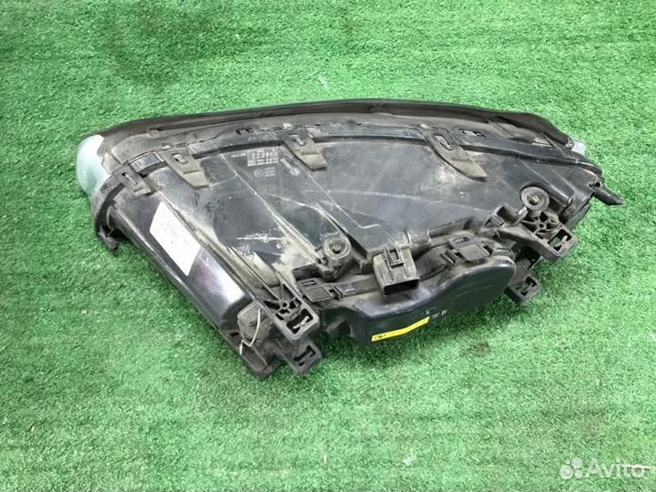 Фара правая Volvo XC70