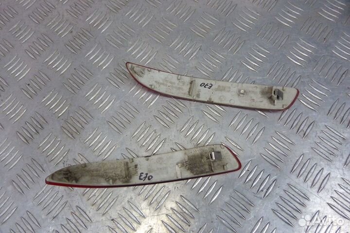 Катафот Отражатель правый левый заднего бампера BM