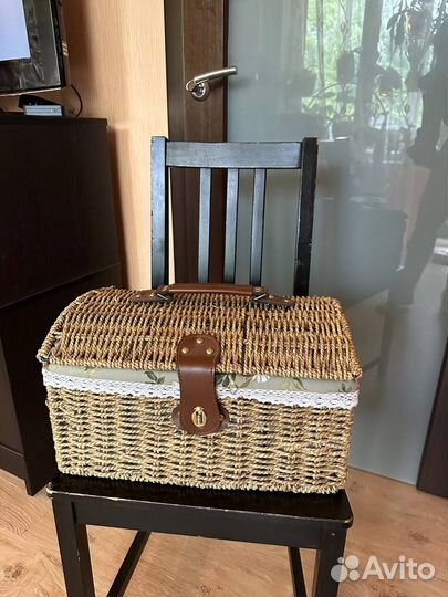 Корзина/чемодан для пикника на 4 персоны