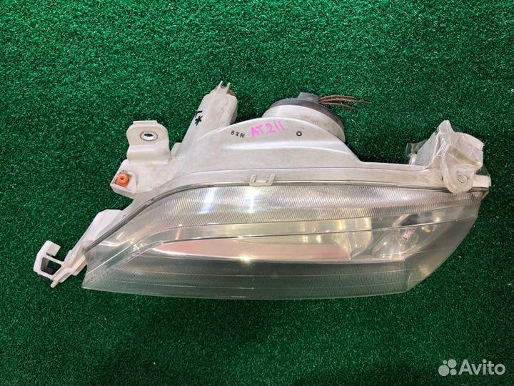 Фара передняя левая Toyota Carina AT211