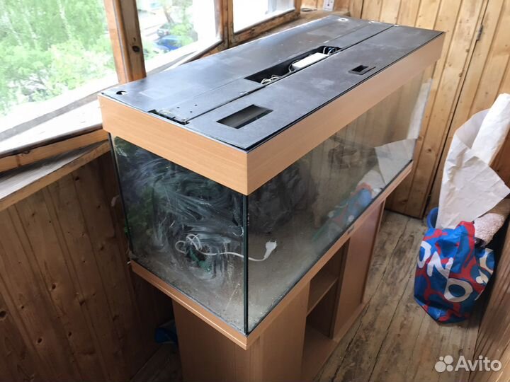 Аквариум ювель180 л