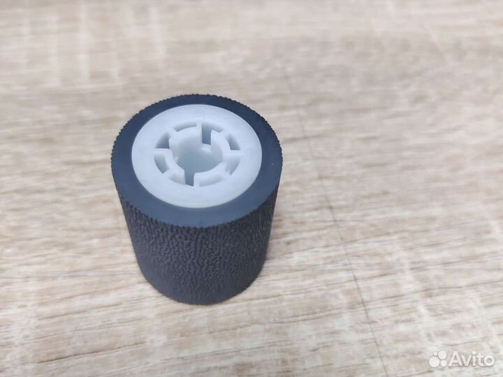 Ролик ручной подачи 302HS08260 kyocera P2040DN