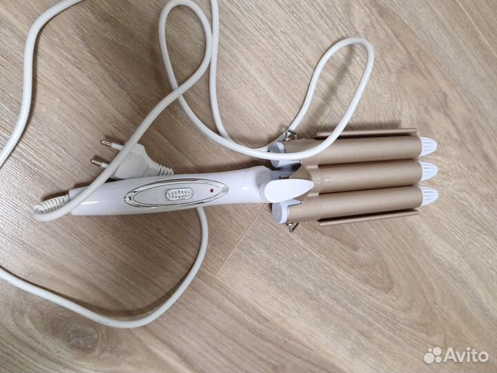 Щипцы для завивки волос