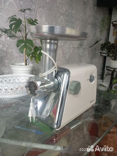 Мясорубка электрическая бу