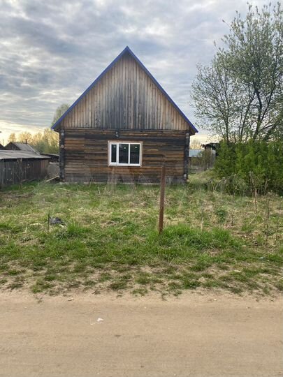 Дом 63 м² на участке 7,6 сот.