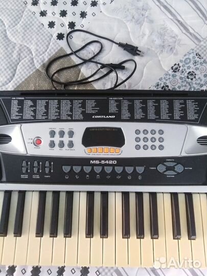 Синтезатор Cortlanb MS-5420