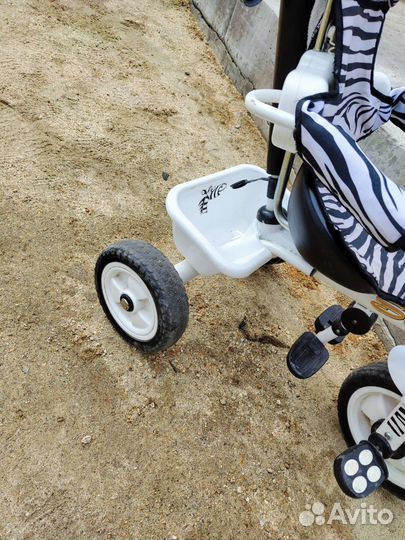 Детский трехколесный велосипед