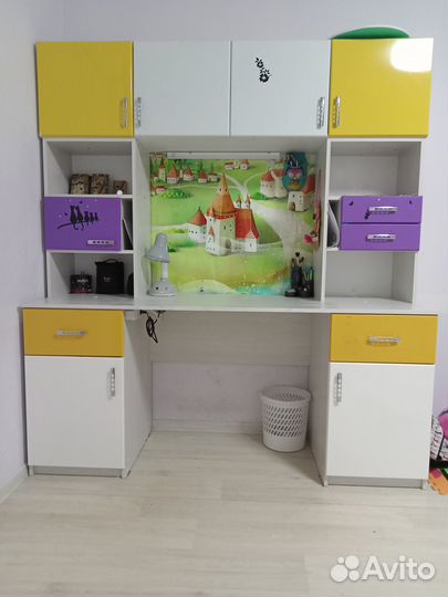 Детский школьный уголок